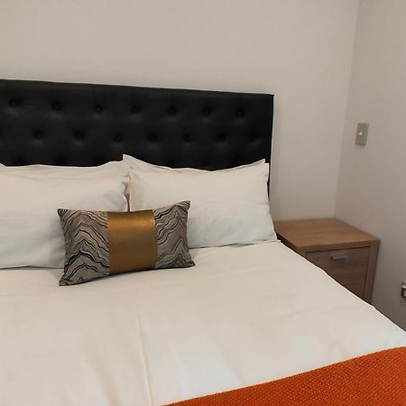 20 Pct Off Sky Stars Park Apartment Auckland Bagian luar foto